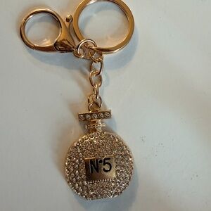 Elegant Gold Keychain with Rhinestones